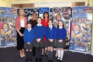Chief Inspector with staff and pupils St Comgall's Primary School Bangor Chief Inspector Noelle Buick with staff and pupils St Comgall's Primary School Bangor.